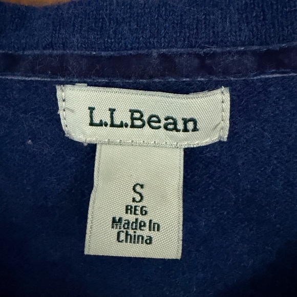 L.L. Bean Women's Classic Cashmere, Crewneck - Picture 2 of 6